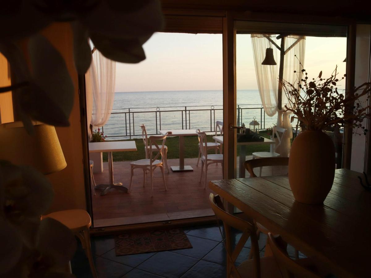 Sunset House Bed & Breakfast Anzio Dış mekan fotoğraf